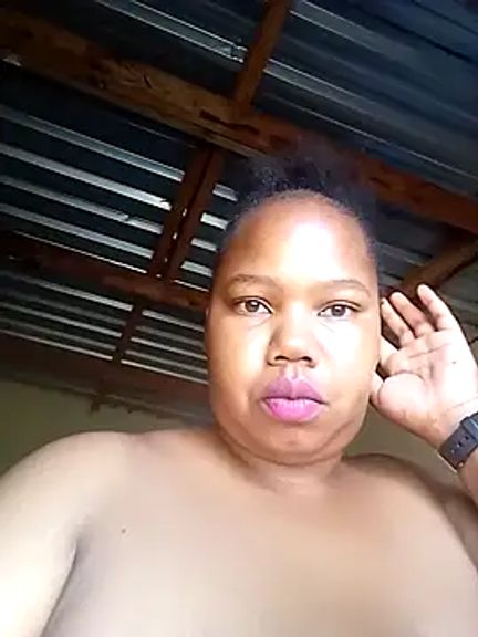 Curvycandy95