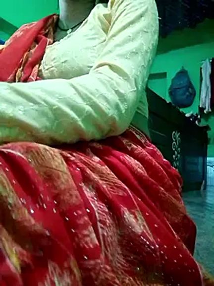 manish_hot473