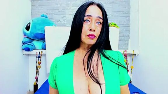HorniestMilf