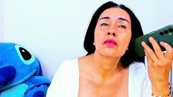 HorniestMilf