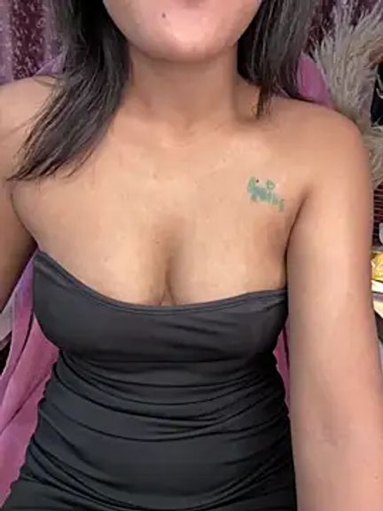 LeisyXO