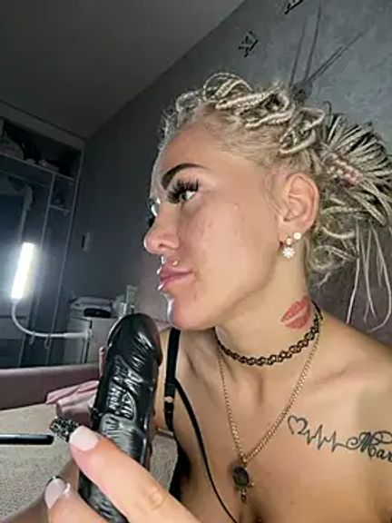 Kira_Key