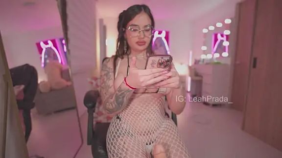 LeahPrada_