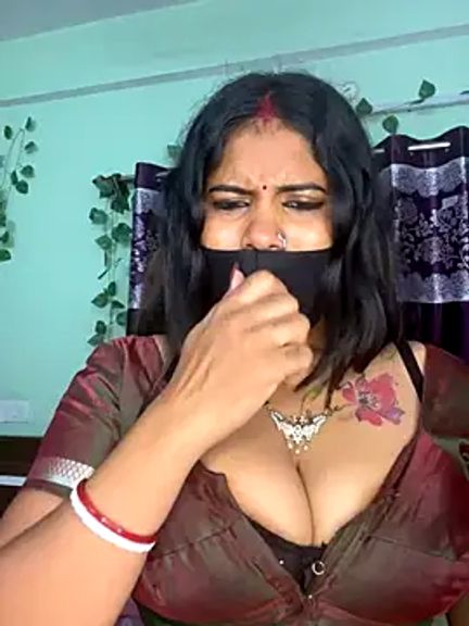 V-Hot-Sweti