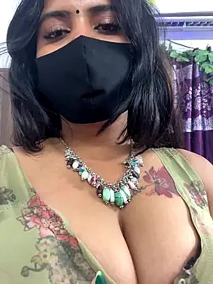 V-Hot-Sweti