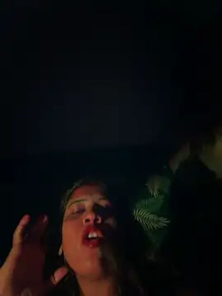 V-Hot-Sweti