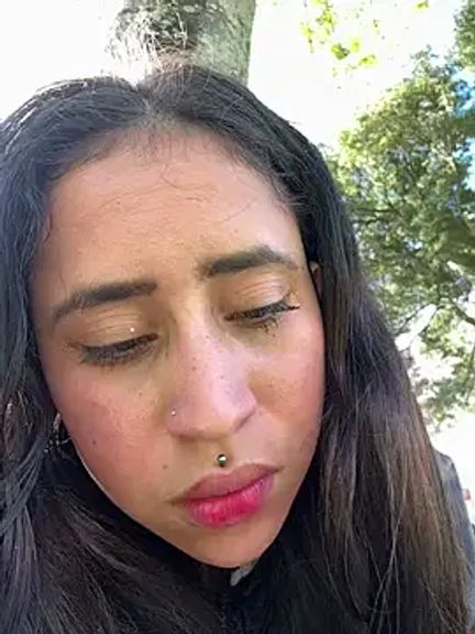 Mia_Lenox_