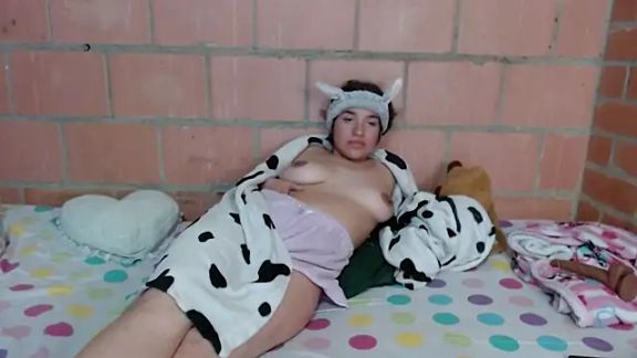 Lily_Pregnant