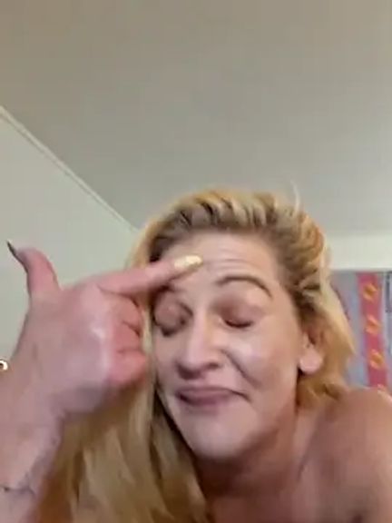 Goldenndoll