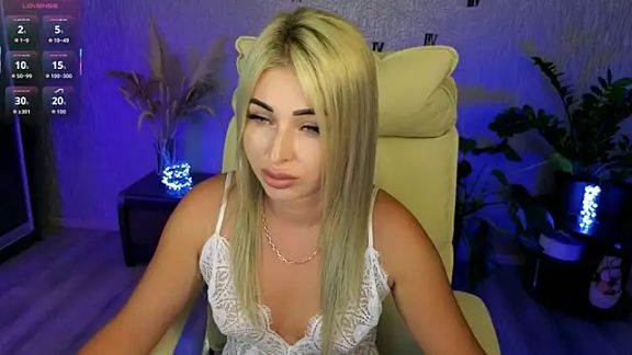 NikkiiStill