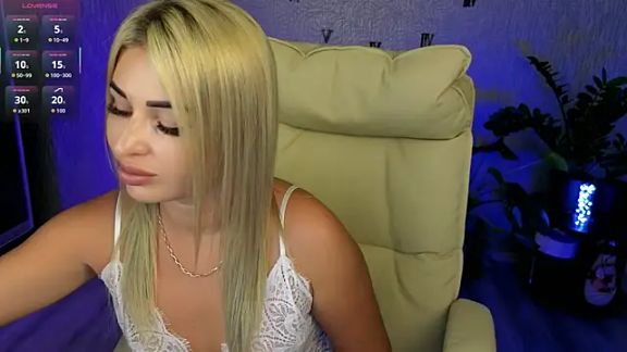 NikkiiStill