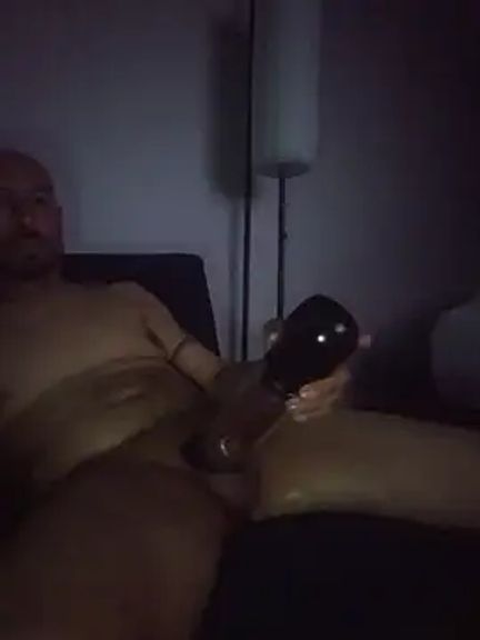 nakedtony81