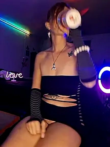 PeachyAriel