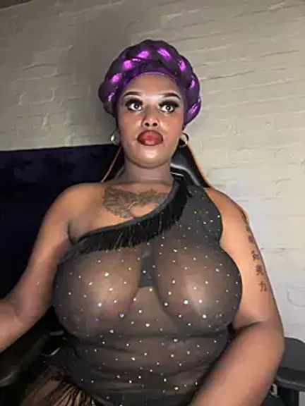 QUEEN_NOBUHLE_777
