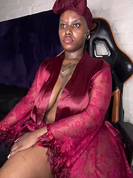 QUEEN_NOBUHLE_FEMDOM_777