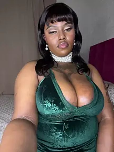 QUEEN_NOBUHLE_FEMDOM_777
