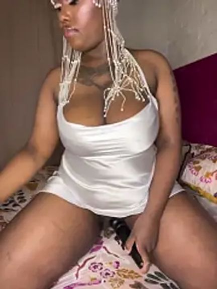QUEEN_NOBUHLE_FEMDOM_777
