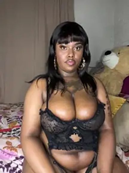 QUEEN_NOBUHLE_FEMDOM_777