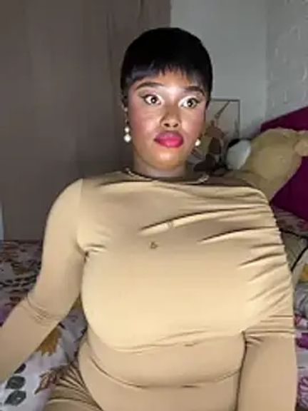 QUEEN_NOBUHLE_FEMDOM_777