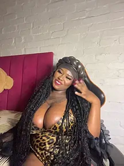 QUEEN_NOBUHLE_FEMDOM_777