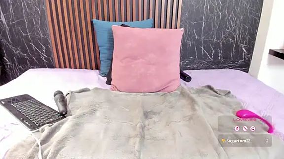 Caroline_daring