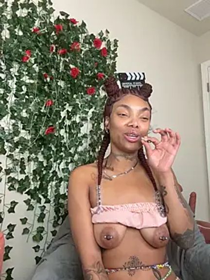 butterflybootyy