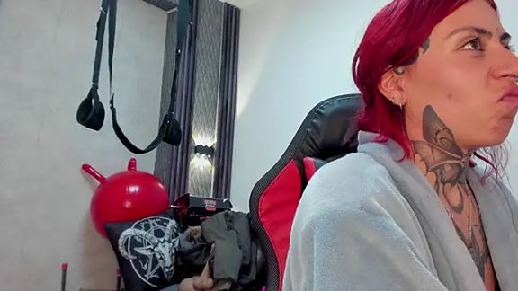 selene_red_