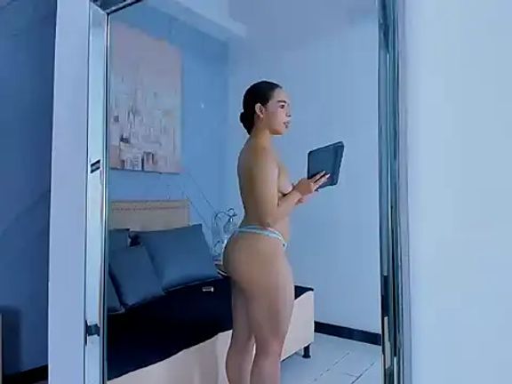 aria_henao
