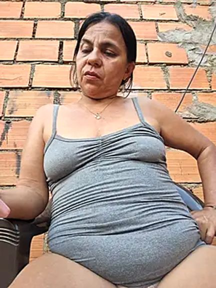 Lucerito-Hot