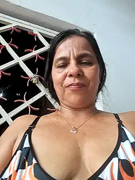Lucerito-Hot