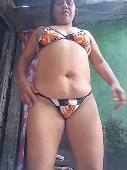 Lucerito-Hot