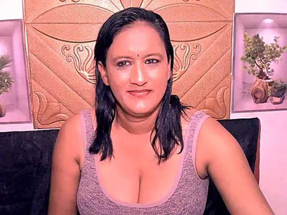 Indiansexyboobs18