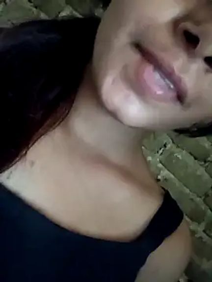 Aaisha-16