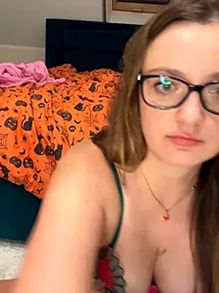 Velvetwitch87