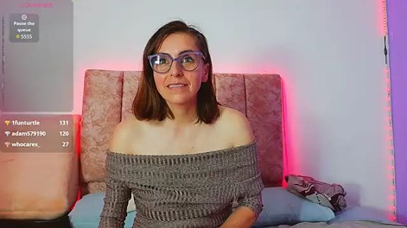 Ava_Raye