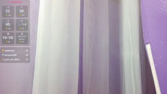 Ava_Raye