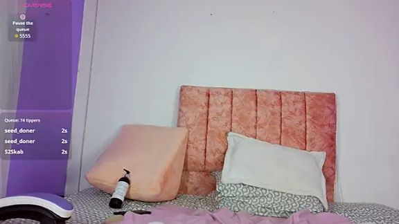 Ava_Raye