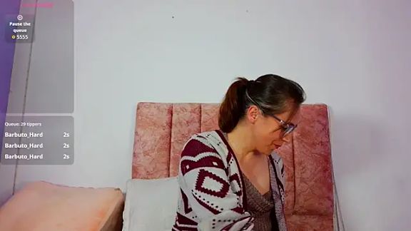 Ava_Raye