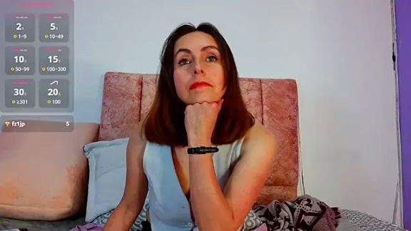 Ava_Raye