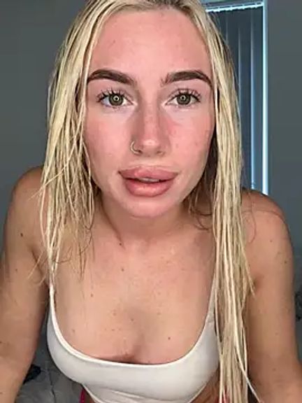 SexySaraxxoo