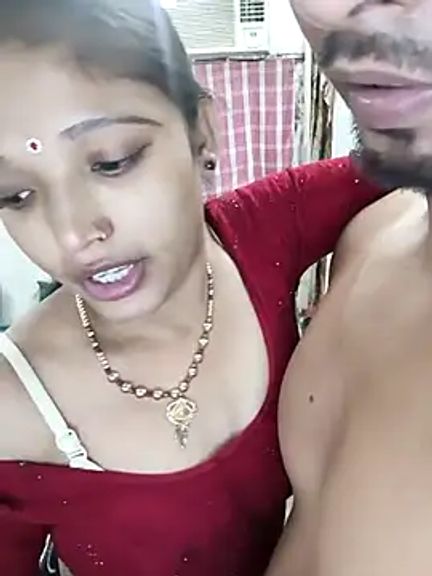 KISSING_QUEEN