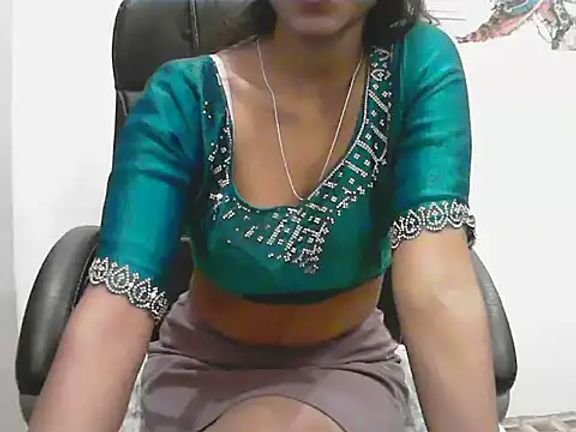 short_girl_