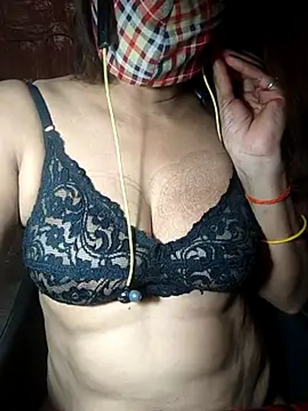 Sexy_Mahi69