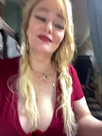 Sweet-blonde