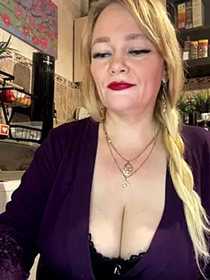 Sweet-blonde