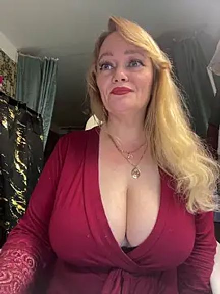 Sweet-blonde