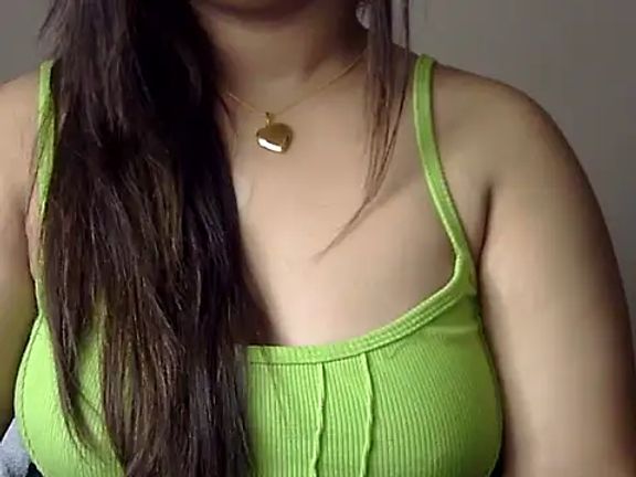 Aaliya02