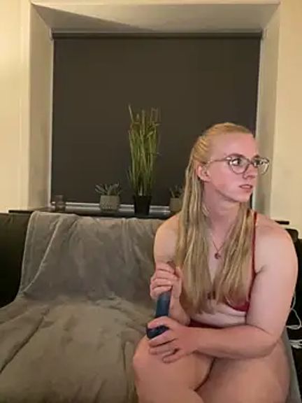 EllyNora