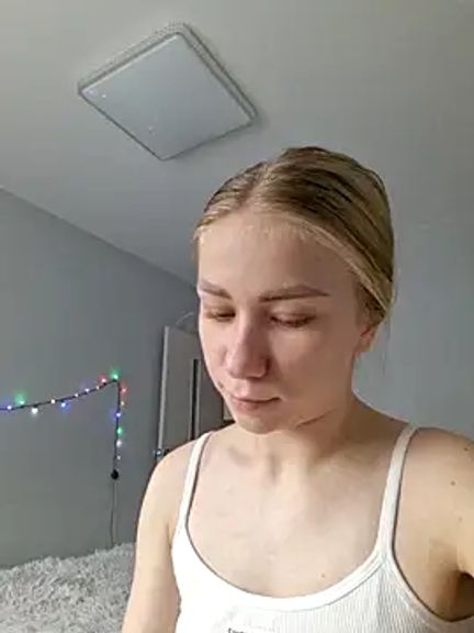 Anna_Charming