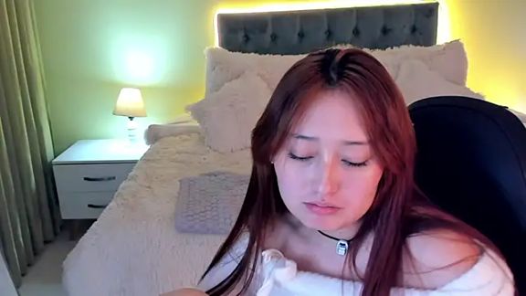 Samara_Hilton_2